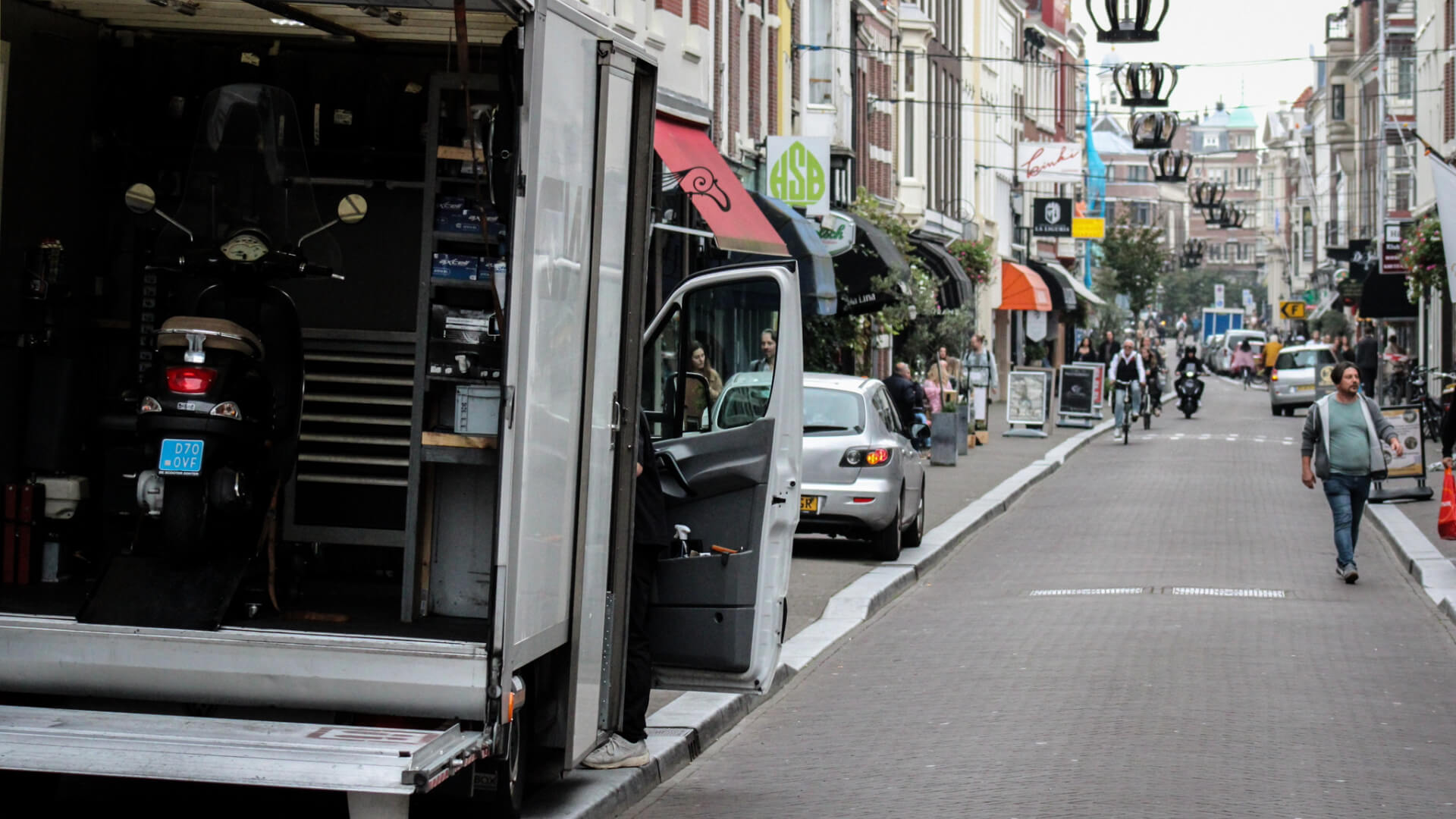 geniet van Reparatieservice op locatie met De Scooter Dokter